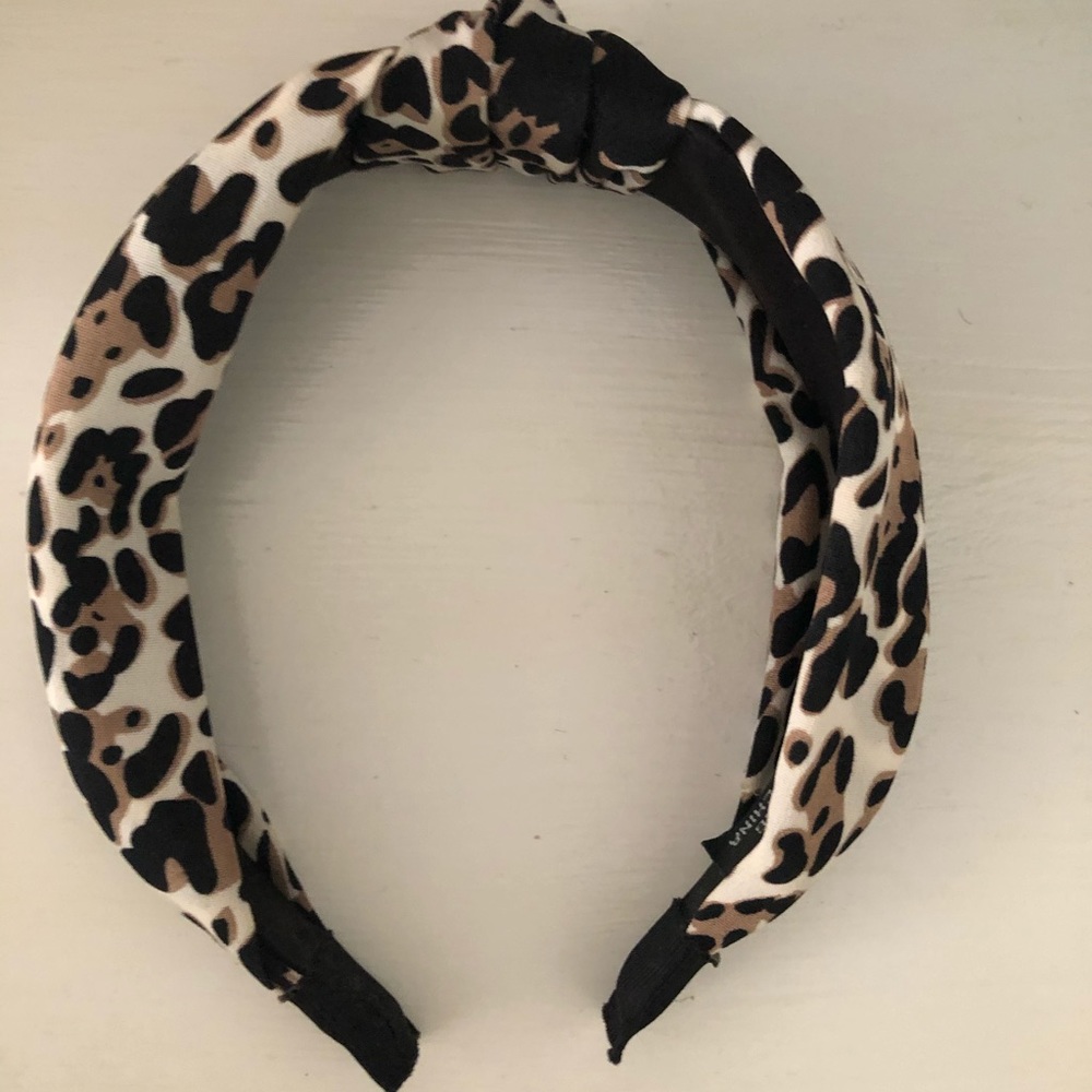 Knot headband